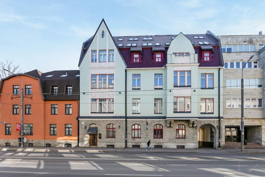 Urban-Glam City Centre Studio With A Gym And Terrace Tallinn Exterior photo